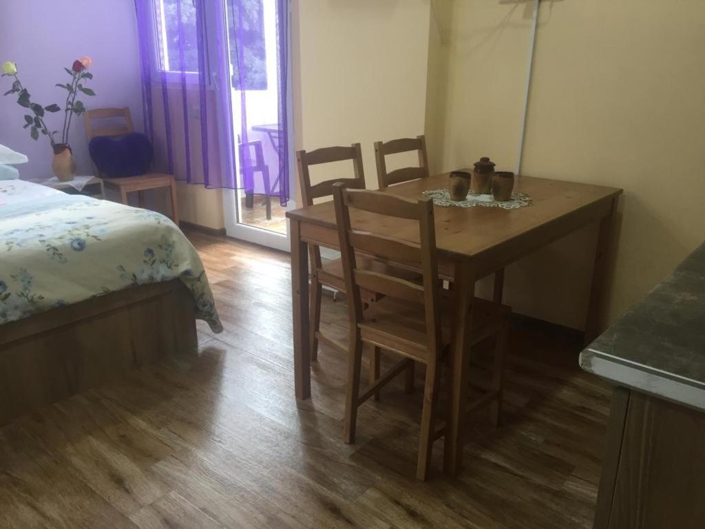 Квартира У Моря С Двумя Балконами Batum Dış mekan fotoğraf