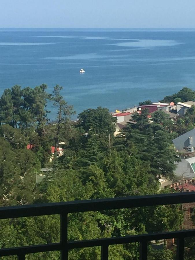 Квартира У Моря С Двумя Балконами Batum Dış mekan fotoğraf